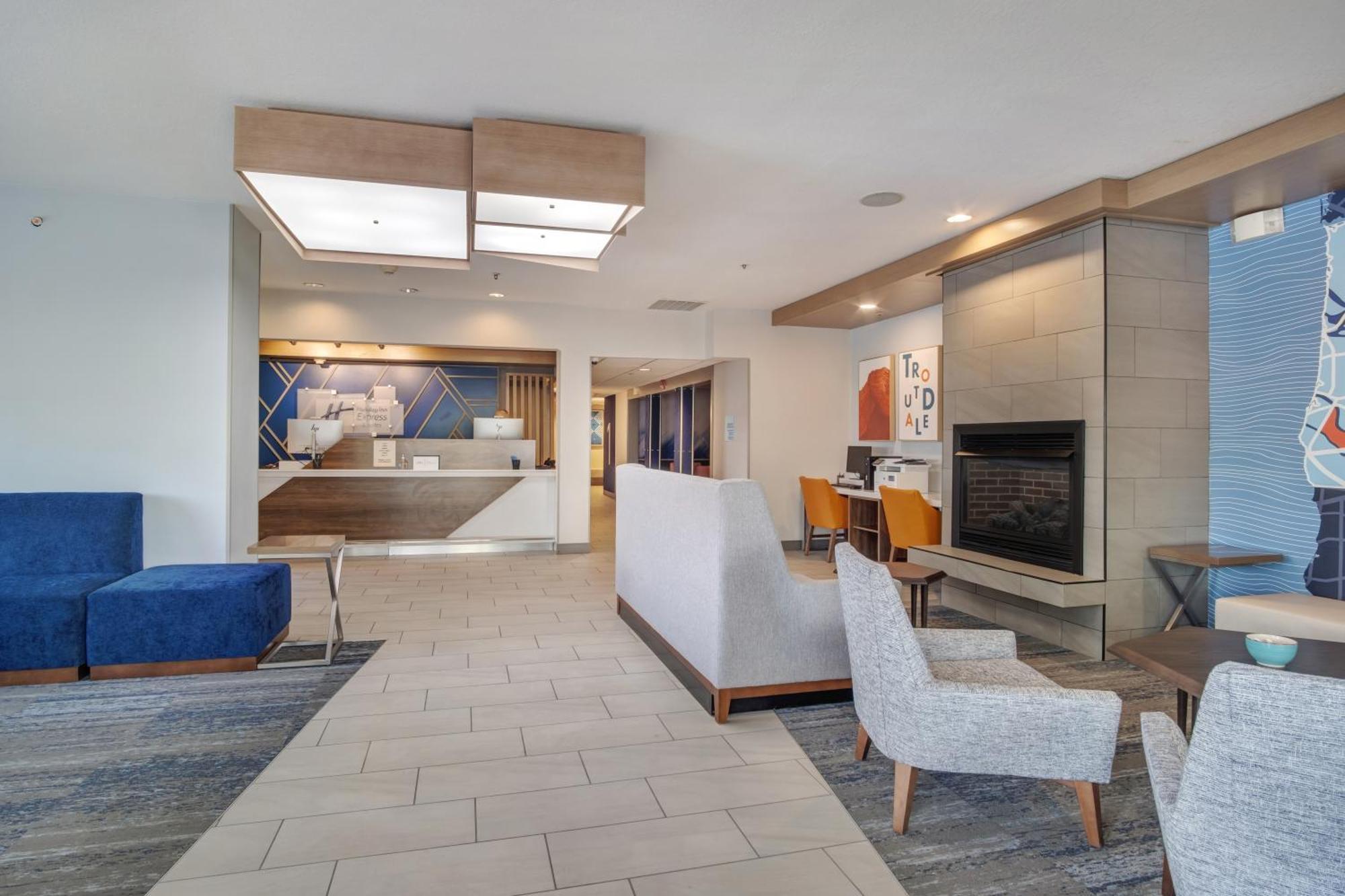 Holiday Inn Express Portland East - Columbia Gorge By Ihg Troutdale Exterior foto